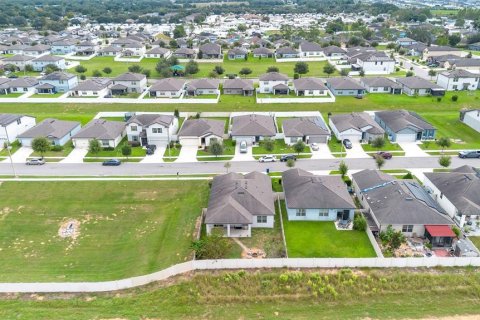 Villa ou maison à vendre à Davenport, Floride: 3 chambres, 160.63 m2 № 2410125 - photo 26