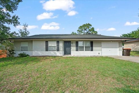 House in Ocala, Florida 3 bedrooms, 115.76 sq.m. № 2195533