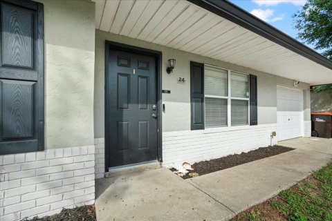 House in Ocala, Florida 3 bedrooms, 115.76 sq.m. № 2195533 - photo 3