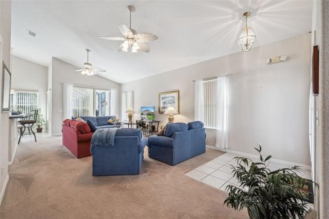 House in Davenport, Florida 3 bedrooms, 151.52 sq.m. № 2232884 - photo 5