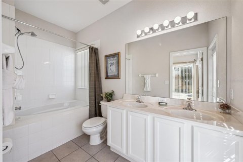 House in Davenport, Florida 3 bedrooms, 151.52 sq.m. № 2232884 - photo 21