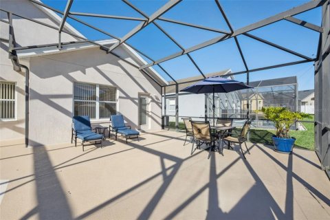 House in Davenport, Florida 3 bedrooms, 151.52 sq.m. № 2232884 - photo 27