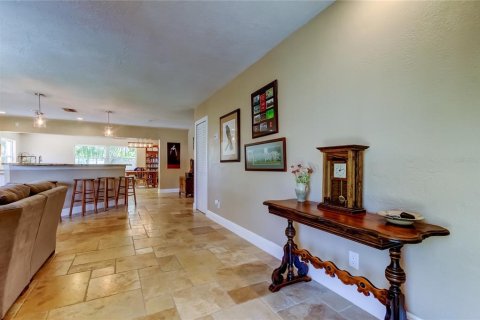 House in Saint Petersburg, Florida 3 bedrooms, 167.69 sq.m. № 2152194 - photo 20
