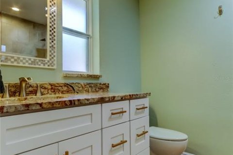 House in Saint Petersburg, Florida 3 bedrooms, 167.69 sq.m. № 2152194 - photo 19
