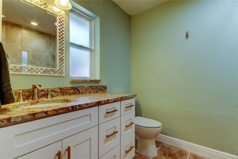 House in Saint Petersburg, Florida 3 bedrooms, 167.69 sq.m. № 2152194 - photo 16