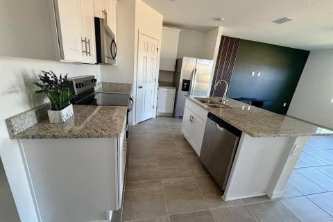 Touwnhouse à louer à Clermont, Floride: 3 chambres, 137.96 m2 № 2425770 - photo 6