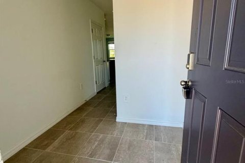 Touwnhouse à louer à Clermont, Floride: 3 chambres, 137.96 m2 № 2425770 - photo 2