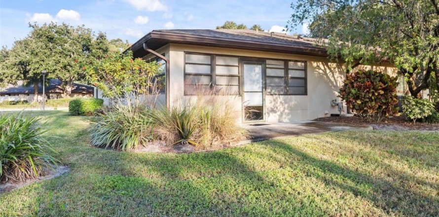 Casa en Winter Haven, Florida 2 dormitorios, 133.69 m2 № 2211495