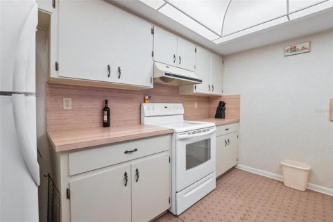 Casa en venta en Winter Haven, Florida, 2 dormitorios, 133.69 m2 № 2211495 - foto 12