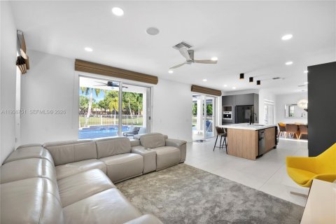 Villa ou maison à louer à Weston, Floride: 5 chambres, 230.58 m2 № 1996567 - photo 18