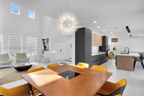 Villa ou maison à louer à Weston, Floride: 5 chambres, 230.58 m2 № 1996567 - photo 22