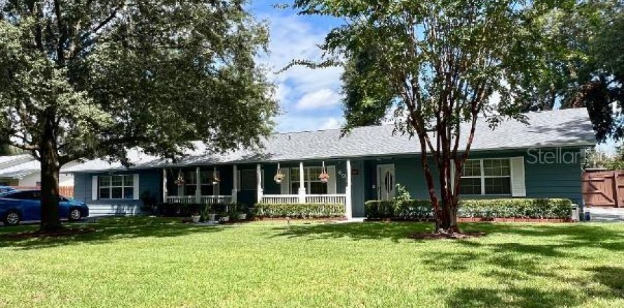 Villa ou maison à Ocala, Floride 5 chambres, 263.56 m2 № 2329901