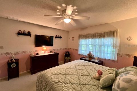 Villa ou maison à vendre à Ocala, Floride: 5 chambres, 263.56 m2 № 2329901 - photo 21