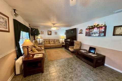 Villa ou maison à vendre à Ocala, Floride: 5 chambres, 263.56 m2 № 2329901 - photo 3