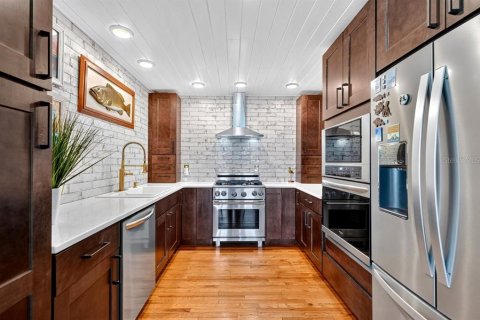 Villa ou maison à vendre à New Smyrna Beach, Floride: 4 chambres, 202.62 m2 № 2230236 - photo 30