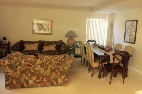 Townhouse in Juno Beach, Florida 2 bedrooms, 138.8 sq.m. № 1146925 - photo 1