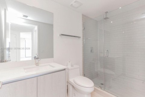 Copropriété à louer à Hollywood, Floride: 2 chambres, 98.48 m2 № 2257382 - photo 21
