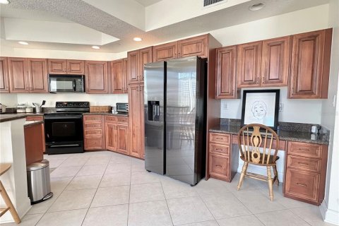 Condo in Clearwater, Florida, 2 bedrooms  № 1549179 - photo 6