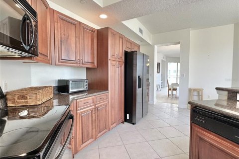Condo in Clearwater, Florida, 2 bedrooms  № 1549179 - photo 9