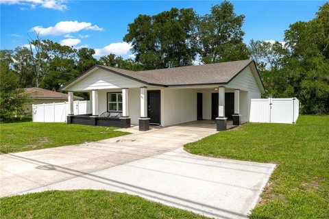 House in Ocala, Florida 2 bedrooms, 91.04 sq.m. № 2364456