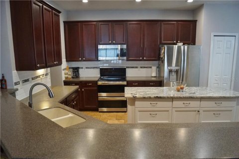 Villa ou maison à louer à Ruskin, Floride: 4 chambres, 284 m2 № 1853303 - photo 17