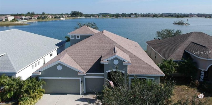 Villa ou maison à Ruskin, Floride 4 chambres, 284 m2 № 1853303