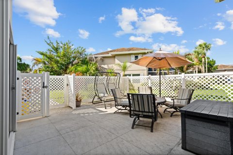Touwnhouse à vendre à Palm City, Floride: 2 chambres, 127.65 m2 № 2085931 - photo 22