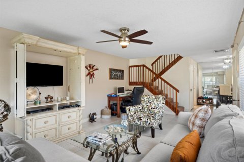 Touwnhouse à Palm City, Floride 2 chambres, 127.65 m2 № 2085931
