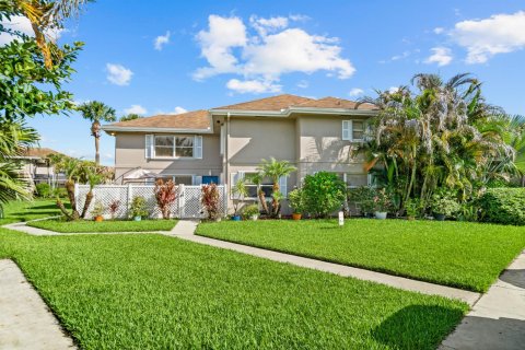 Touwnhouse à vendre à Palm City, Floride: 2 chambres, 127.65 m2 № 2085931 - photo 25