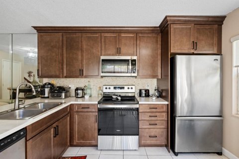 Touwnhouse à vendre à Palm City, Floride: 2 chambres, 127.65 m2 № 2085931 - photo 5