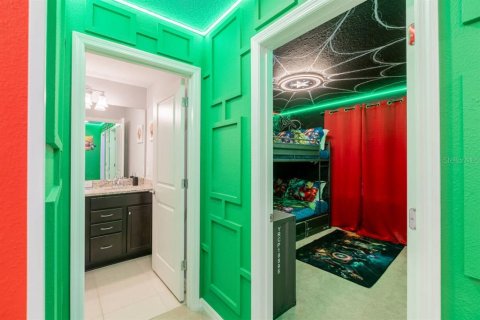 Touwnhouse à vendre à Davenport, Floride: 5 chambres, 213.02 m2 № 2150662 - photo 7