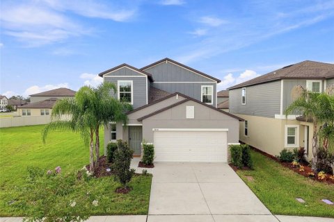 House in Land O' Lakes, Florida 5 bedrooms, 221.94 sq.m. № 2319225