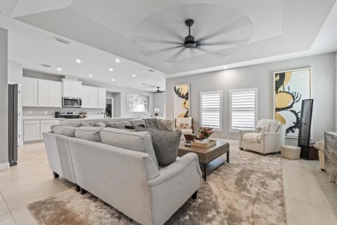 House in Vero Beach, Florida 4 bedrooms, 257.43 sq.m. № 2082779 - photo 20