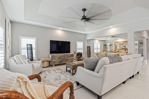 House in Vero Beach, Florida 4 bedrooms, 257.43 sq.m. № 2082779 - photo 16