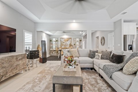 House in Vero Beach, Florida 4 bedrooms, 257.43 sq.m. № 2082779 - photo 17