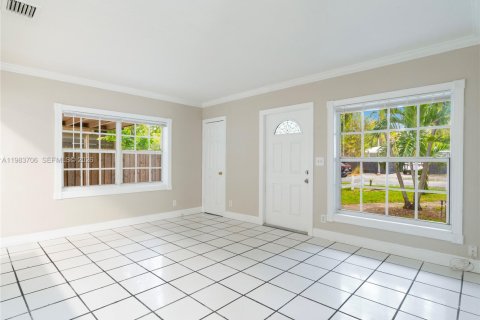 House in Fort Lauderdale, Florida 2 bedrooms, 86.12 sq.m. № 2048766 - photo 3