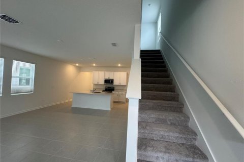 Villa ou maison à louer à DeBary, Floride: 3 chambres, 166.76 m2 № 2436788 - photo 6