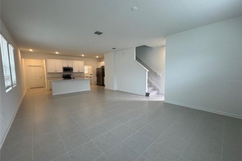 Villa ou maison à louer à DeBary, Floride: 3 chambres, 166.76 m2 № 2436788 - photo 5