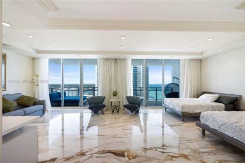 Copropriété à vendre à Hollywood, Floride: 3 chambres, 265.42 m2 № 2025981 - photo 11