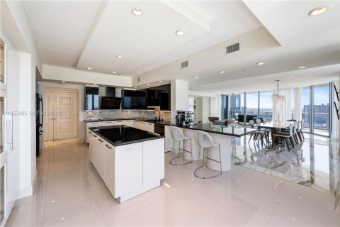 Copropriété à vendre à Hollywood, Floride: 3 chambres, 265.42 m2 № 2025981 - photo 8