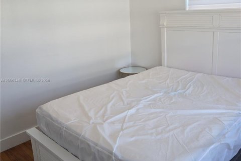 Купить кондоминиум в Холливуд, Флорида 1 спальня, 39.95м2, № 2075351 - фото 12