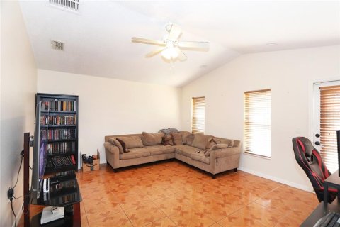Villa ou maison à vendre à Spring Hill, Floride: 3 chambres, 168.15 m2 № 2312848 - photo 8
