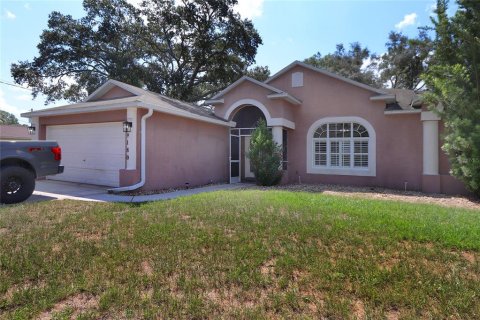 Villa ou maison à vendre à Spring Hill, Floride: 3 chambres, 168.15 m2 № 2312848 - photo 5