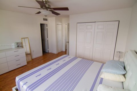 Appartement à louer à Miami Beach, Floride: 1 chambre, 51.1 m2 № 1807595 - photo 10