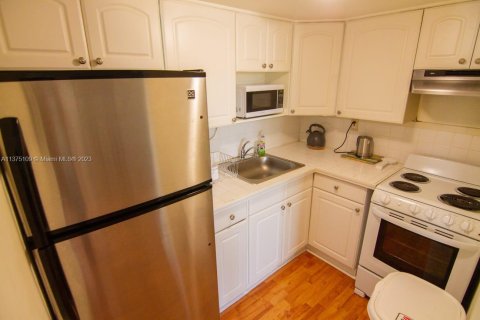 Appartement à louer à Miami Beach, Floride: 1 chambre, 51.1 m2 № 1807595 - photo 7