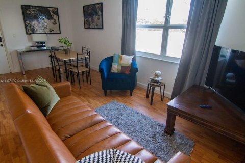 Appartement à louer à Miami Beach, Floride: 1 chambre, 51.1 m2 № 1807595 - photo 1