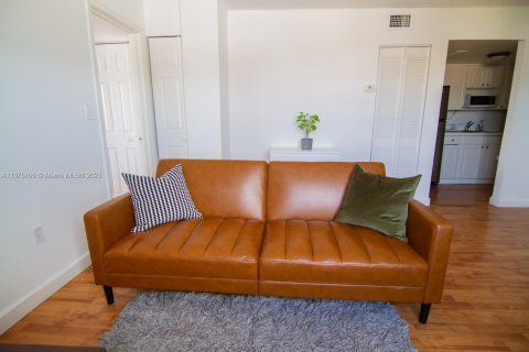 Appartement à louer à Miami Beach, Floride: 1 chambre, 51.1 m2 № 1807595 - photo 5
