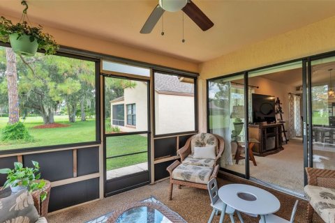 House in Winter Haven, Florida 2 bedrooms, 119.01 sq.m. № 1912222 - photo 23