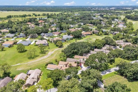 House in Winter Haven, Florida 2 bedrooms, 119.01 sq.m. № 1912222 - photo 27