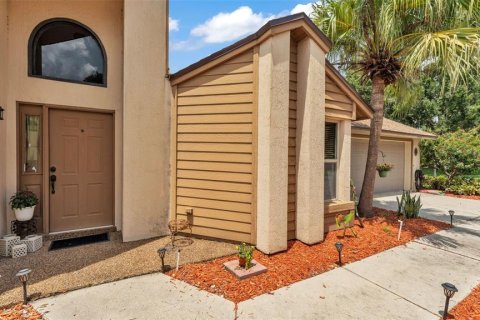House in Winter Haven, Florida 2 bedrooms, 119.01 sq.m. № 1912222 - photo 4